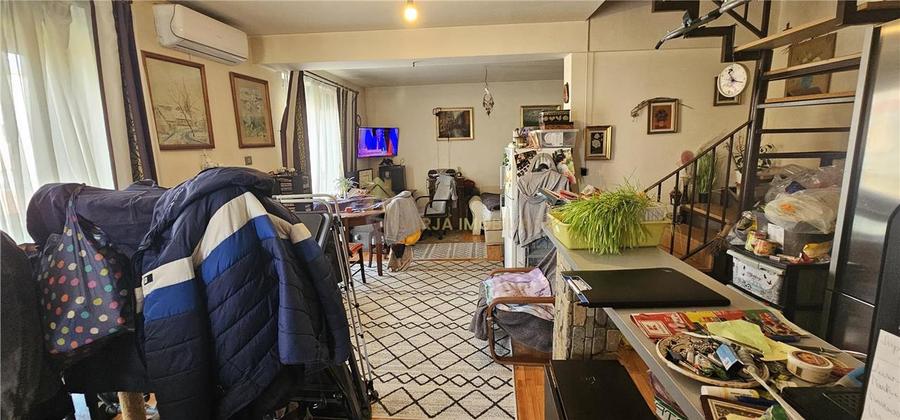 Casă individuală cu 5 camere cu Canalizare în Zorilor