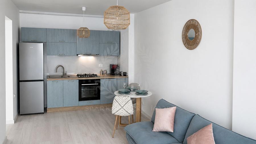 Apartament cu 2 camere decomandat, mobilat în Cantacuzino