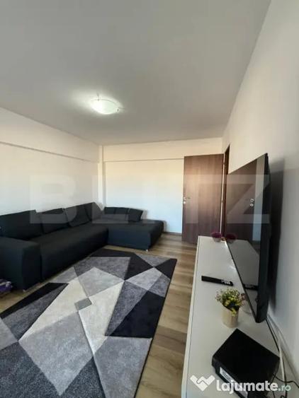 Apartament cu 2 camere decomandat în Democrației