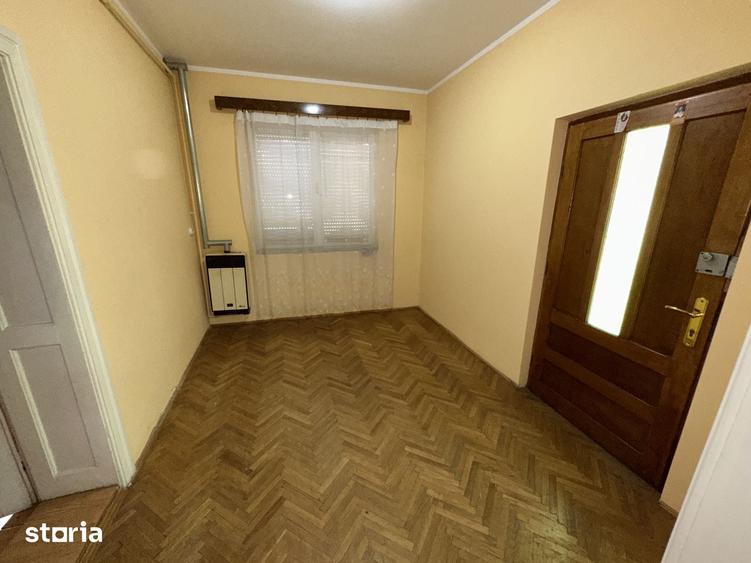Casă cu 2 camere decomandat cu Teren 410 Mp în Târnăveni