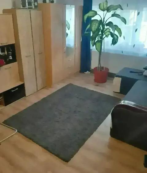 Apartament cu 3 camere decomandat în Apahida