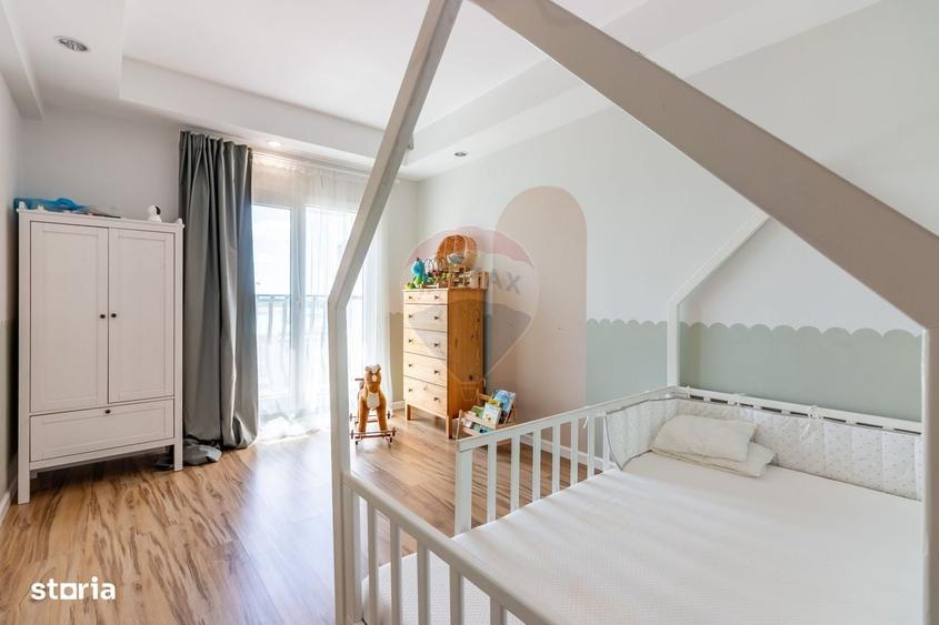 Apartament cu 4 camere în Pipera