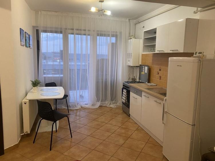 Apartament cu 2 camere semidecomandat în Calea Turzii