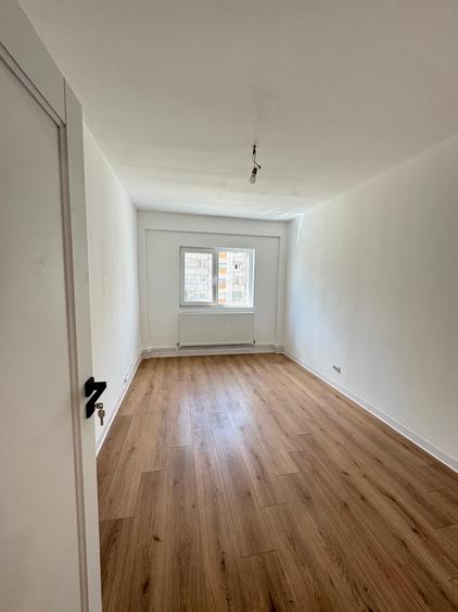 Etaj 4/10 - 2 camere decomandat - Alexandru - Zimbru - renovat - liber - 7