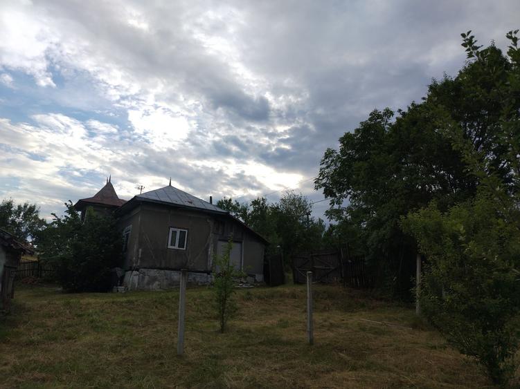 Casă cu 3 camere în Aninoasa