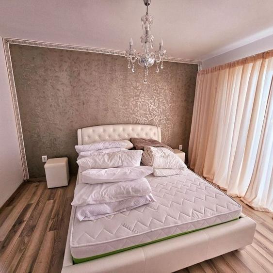 Casă individuală cu 5 camere cu Canalizare în Mănăștur
