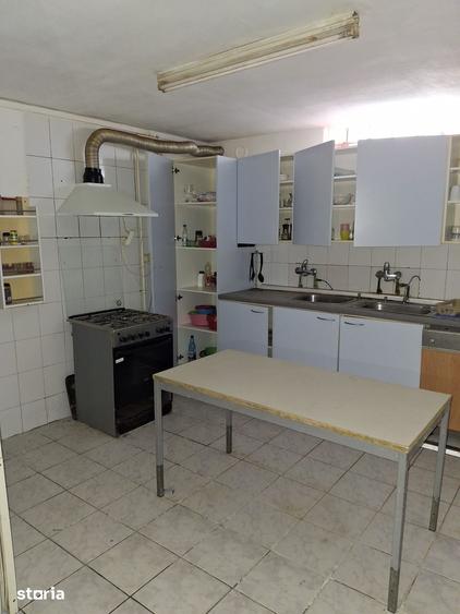 Casă cu Teren 1418 Mp în Bazna