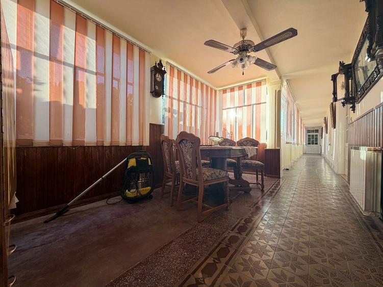 Casă individuală cu 4 camere cu Canalizare în Giarmata