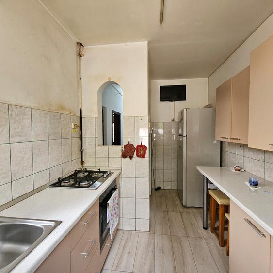 Apartament cu 5 camere decomandat în Ferdinand
