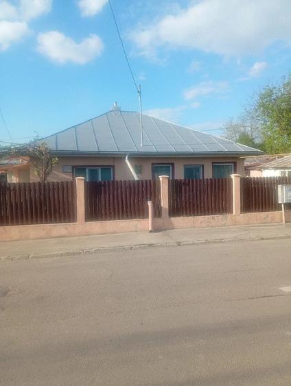 Casă cu 1 camere cu Teren 530 Mp în Central