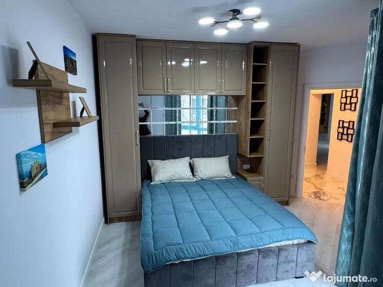 Apartament cu 2 camere semidecomandat, mobilat în Păcii