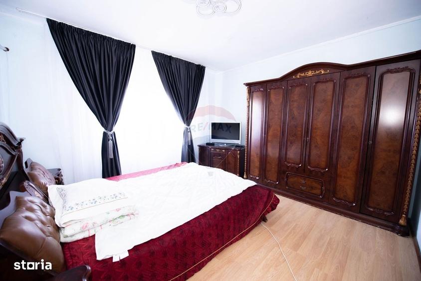 Casă cu 4 camere în Central