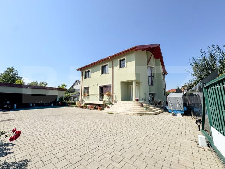 Casă individuală cu 5 camere cu Canalizare în Florești