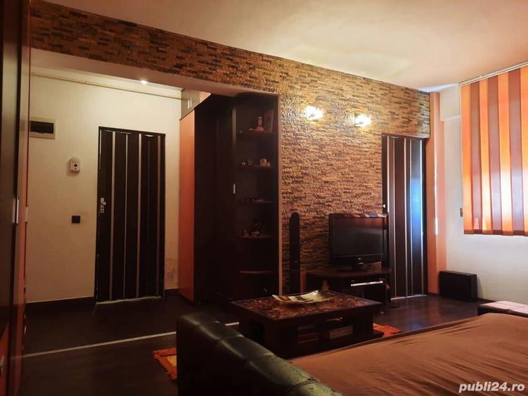 Garsonieră decomandată în Pârneava