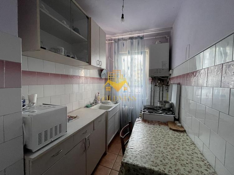 Apartament cu 3 camere semidecomandat în Mănăștur