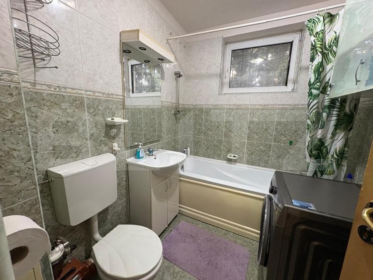 Apartament cu 2 camere semidecomandat, mobilat în Bună Ziua