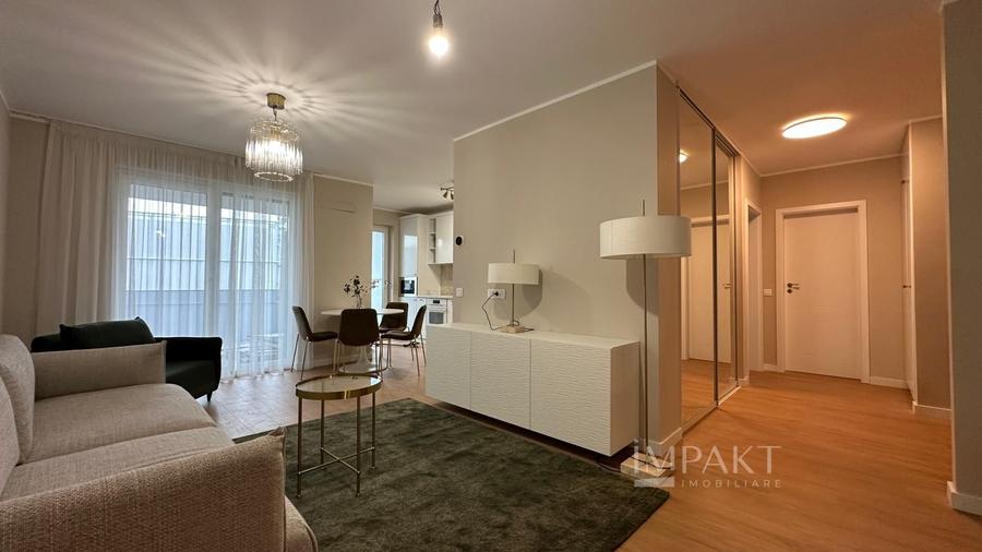 Apartament cu 2 camere semidecomandat, mobilat în Iris