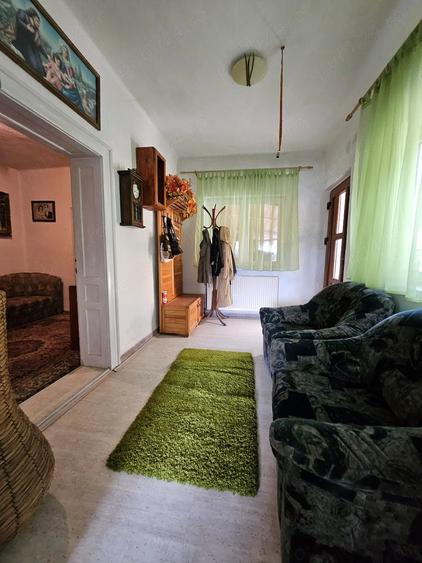 Casă cu 3 camere cu Teren 1440 Mp în Bocsig