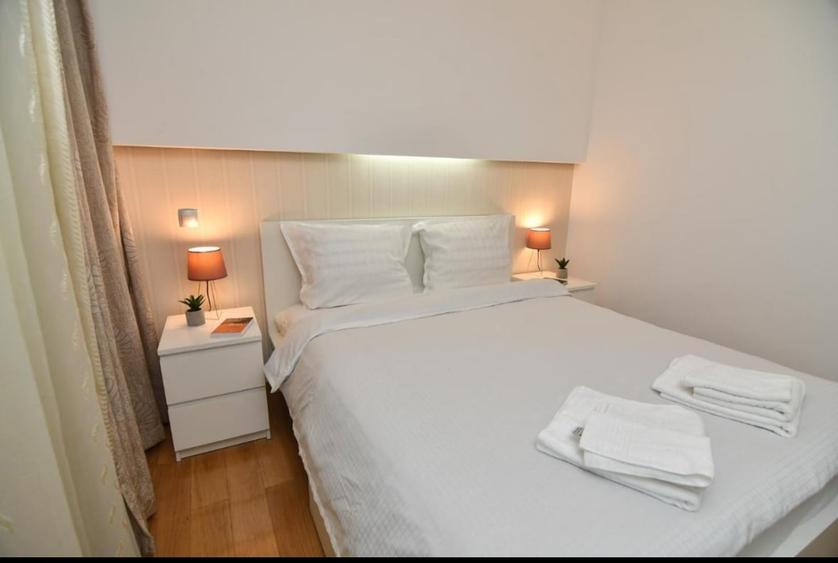 Apartament cu 3 camere decomandat în 13 Septembrie