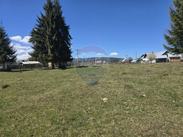 Teren Construcții intravilan de 18580 mp, în Șaru Dornei