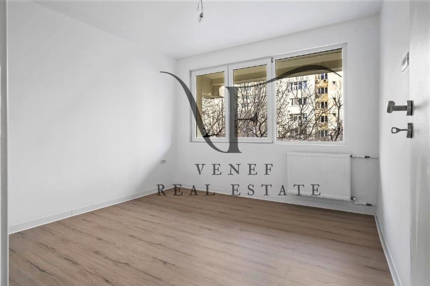 Apartament cu 3 camere semidecomandat în Colentina