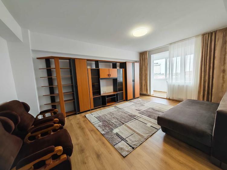 Apartament cu 3 camere decomandat în Ultracentral