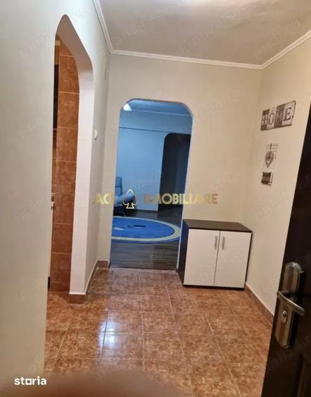 Apartament cu 3 camere, mobilat în Titan