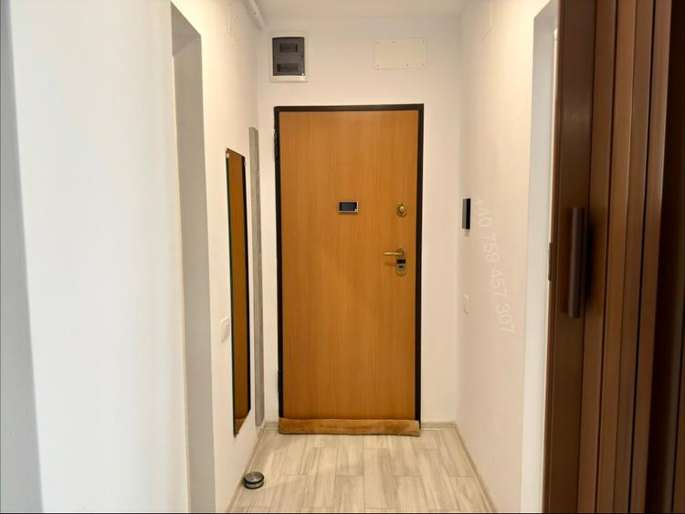 Apartament cu 2 camere semidecomandat în Torontalului