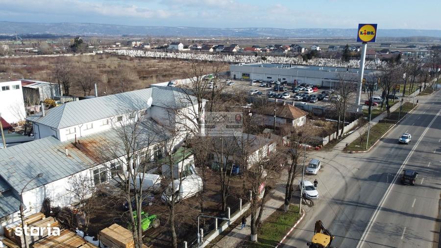 Spațiu comercial, de 650 mp, în Central