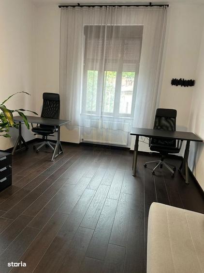 Casă cu 10 camere cu Canalizare în Cișmigiu