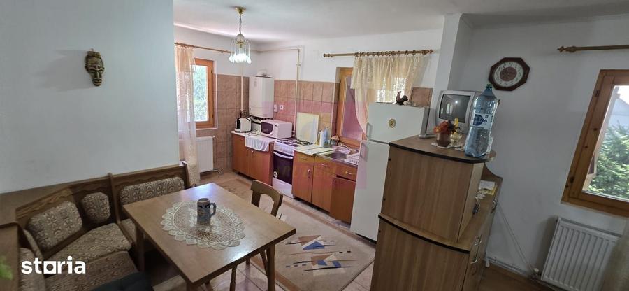 Casă cu 4 camere cu Teren 355 Mp în Central