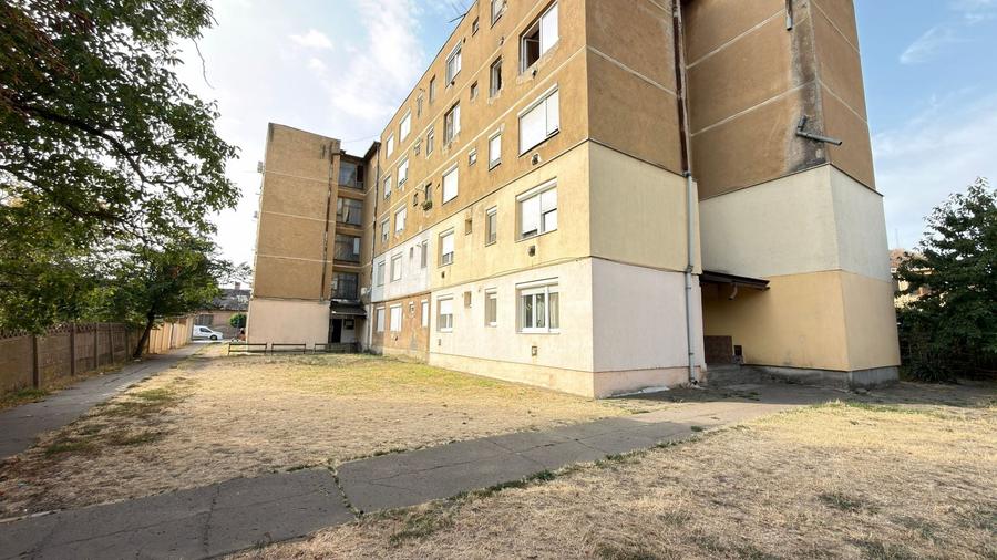 Apartament cu 2 camere decomandat în Nord-Vest