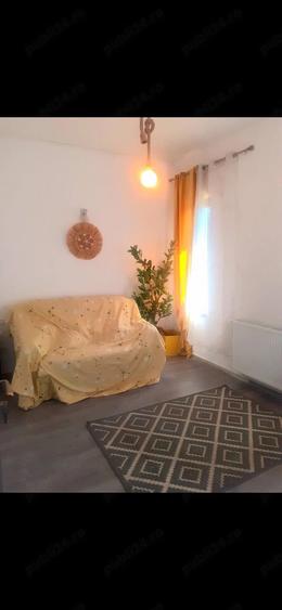 Casă cu 4 camere cu Teren 700 Mp în Moșnița Nouă