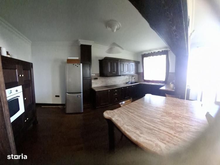 Apartament cu 3 camere în Central