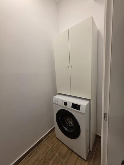 Apartament cu 3 camere în P-ța Universității