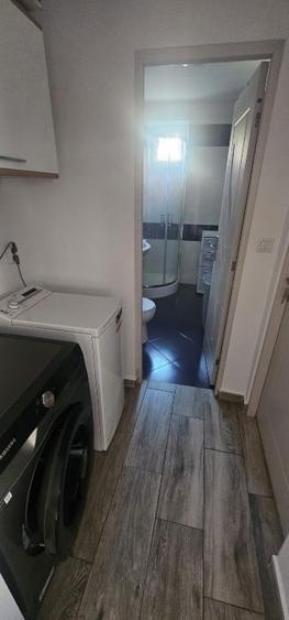 Apartament cu 2 camere semidecomandat, mobilat în Central
