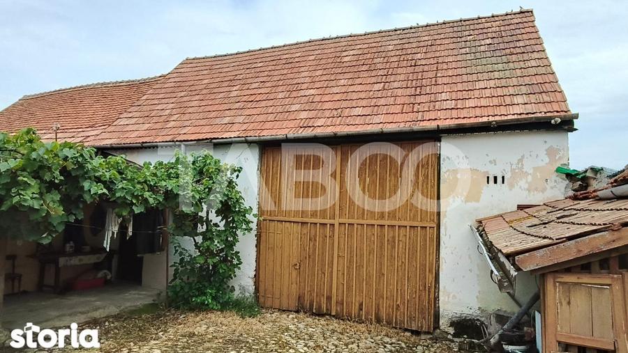 Casă cu 4 camere cu Teren 100 Mp în Șpring