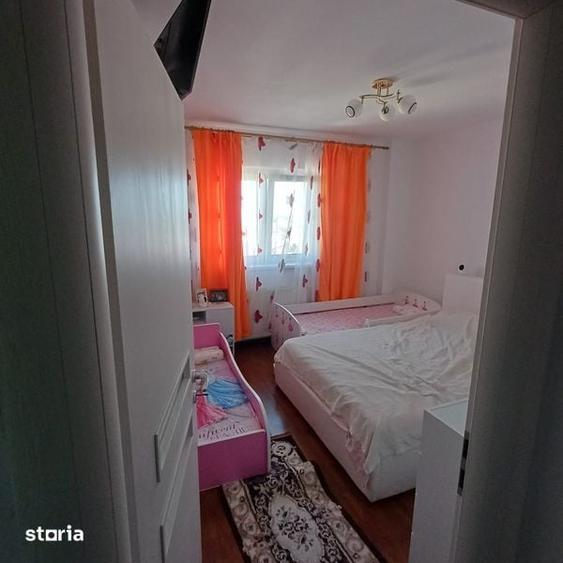 Vand apartament 4 camere - 1