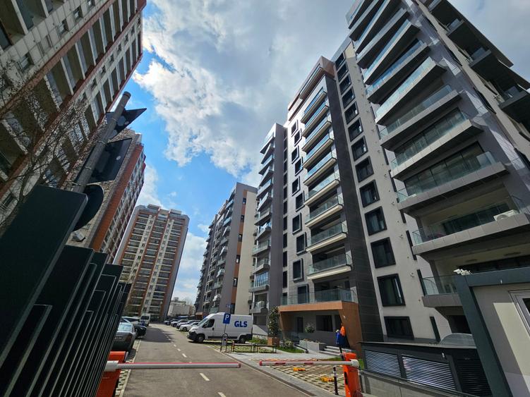 Apartament cu 2 camere decomandat, mobilat în Vitan Mall