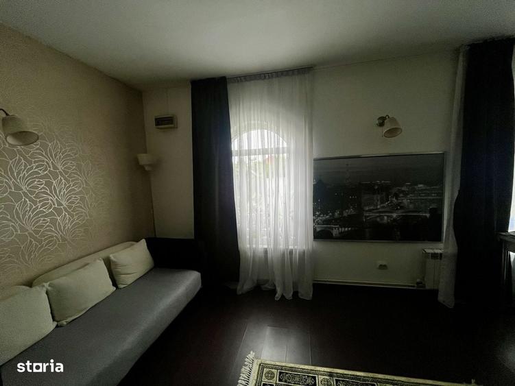 Casă cu 3 camere în Central