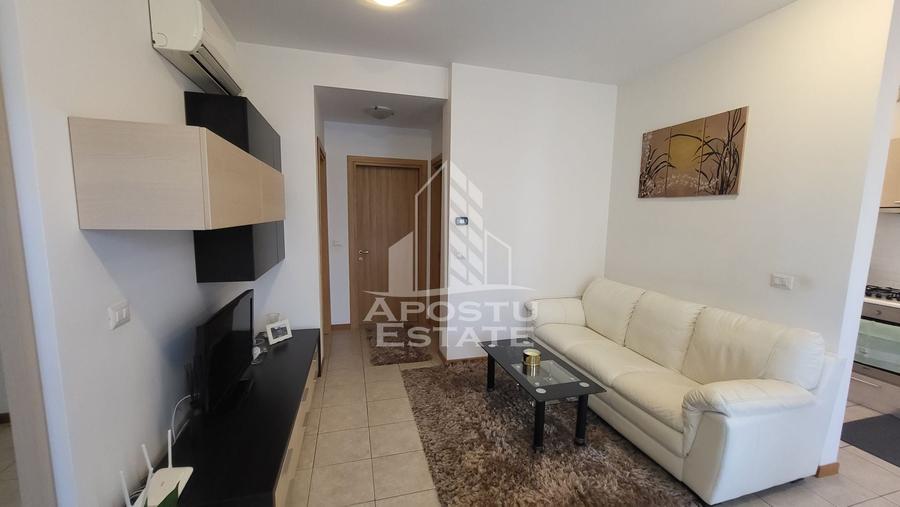 Apartament cu 3 camere decomandat, mobilat în Dumbrăvița