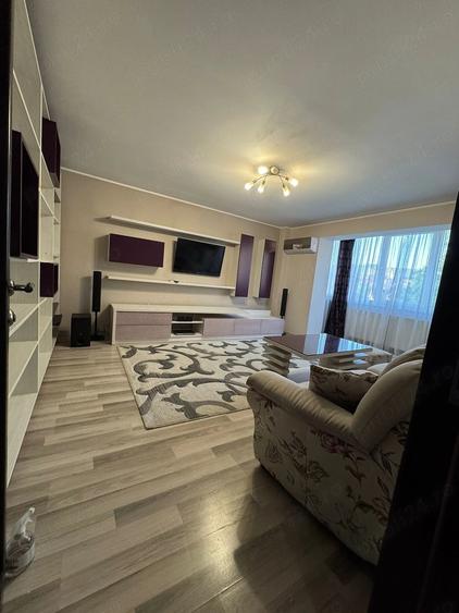 Apartament cu 3 camere decomandat în Burdujeni