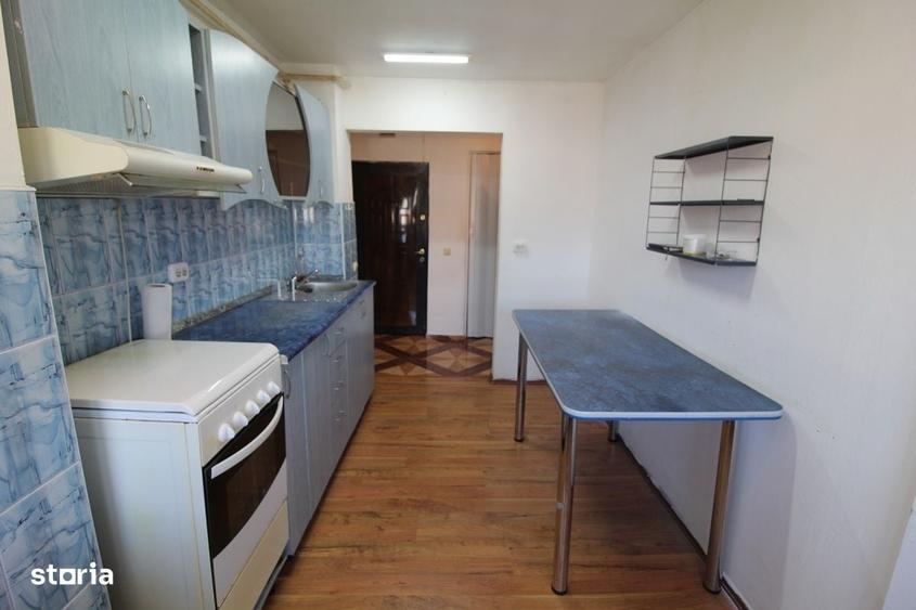 Apartament cu 2 camere în Micro 4
