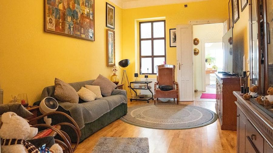 Apartament cu 2 camere semidecomandat în Central