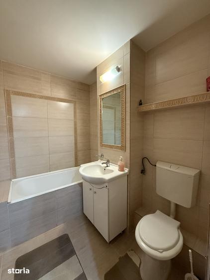 Apartament cu 3 camere decomandat în Soarelui