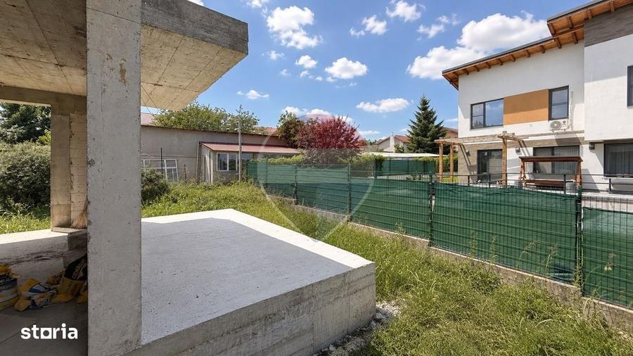 Casă cu 4 camere în Corbeanca