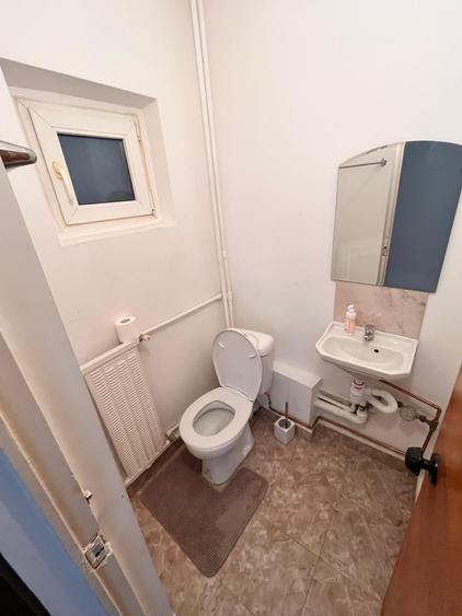 Apartament cu 3 camere decomandat în Dristor