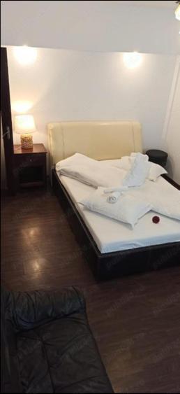 Apartament cu 3 camere decomandat în Slănic-Moldova