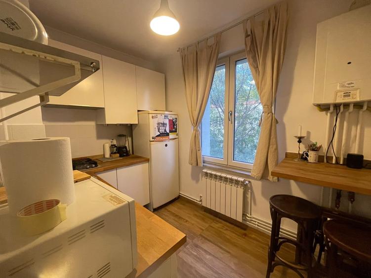 Apartament cu 2 camere decomandat, mobilat în Floreasca