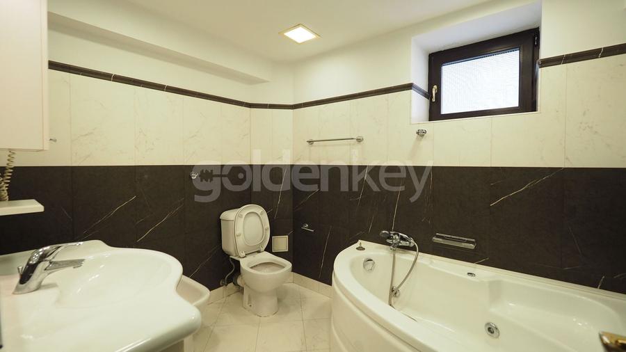 Apartament somptuos tip duplex cu 5 camere si gradina de 300mp - 14
